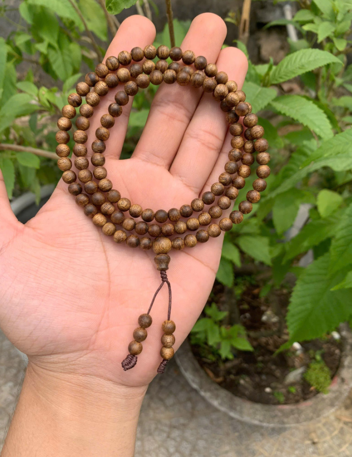 Vòng tay gỗ Trầm Hương cho nam 3